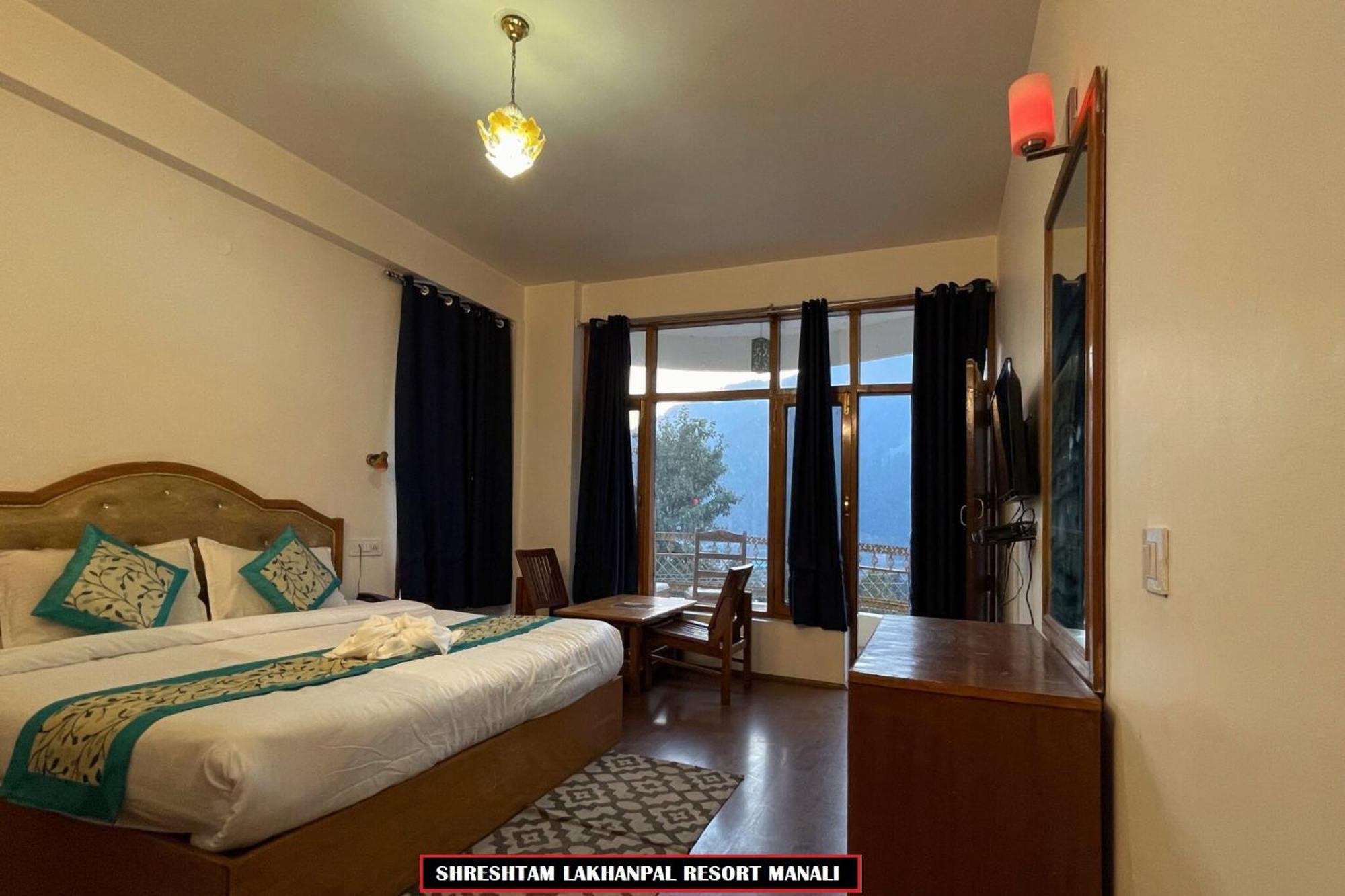 Hotel Shreshtam Lakhanpal Manali (Himachal Pradesh)